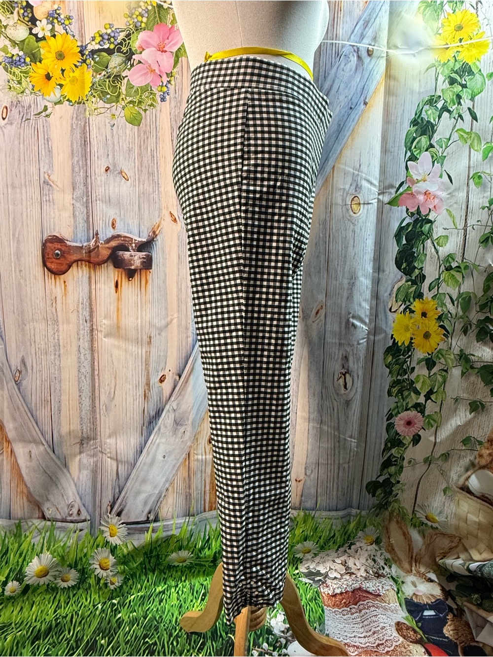 709-Madison Black and White Gingham Pants - Picture 2 of 4